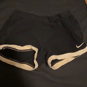✨5 for 25✨Girls Nike Shorts